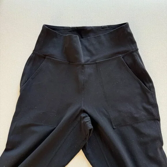 Lululemon Align Jogger in black - Picture 6 of 8